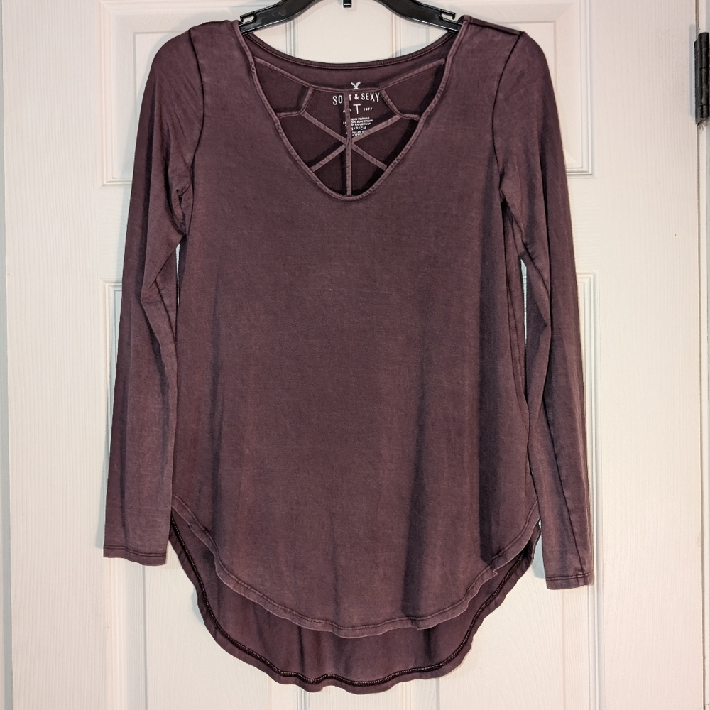 American Eagle Outfitters Plum Soft & Sexy Long Sleeve Tee Size S